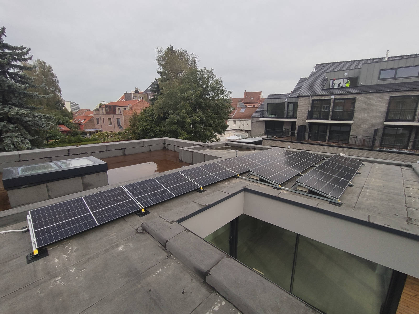 12 panneaux toiture plate